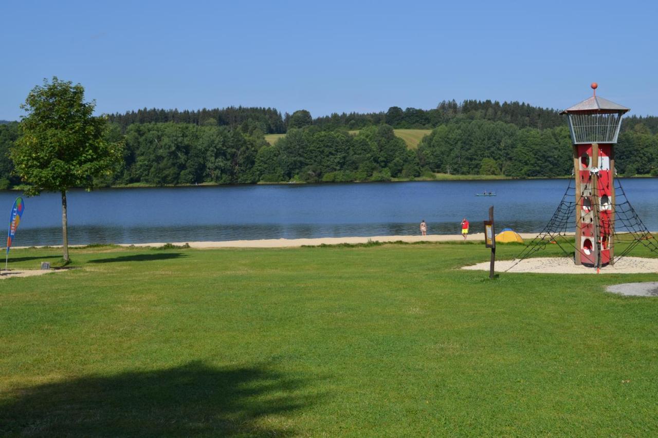 Ferienwohnung Kvitko Frymburk nad Vltavou Exterior foto