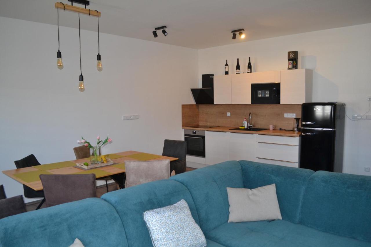 Ferienwohnung Kvitko Frymburk nad Vltavou Exterior foto